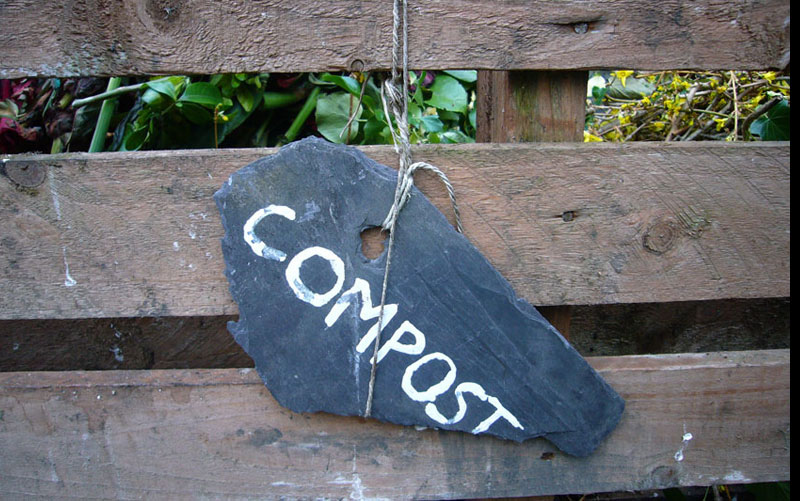 Sign reading compost